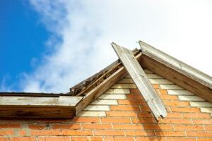 How Much Wind Can a Roof Withstand